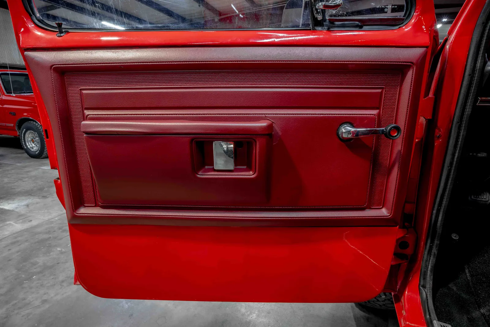1980 Dodge-Power Wagon-Crimson Red-128300-44.jpg
